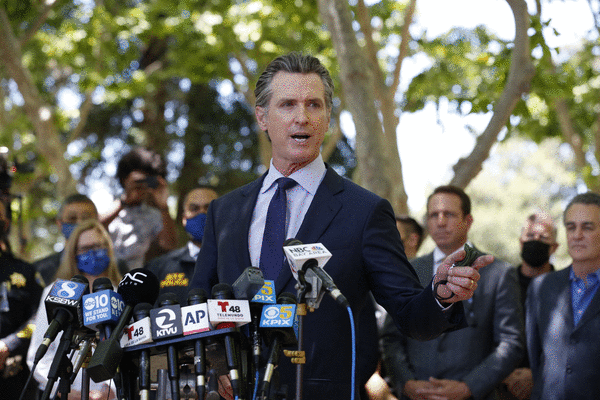 Newsom signs bill prohibiting police from posting some mug shots to ...