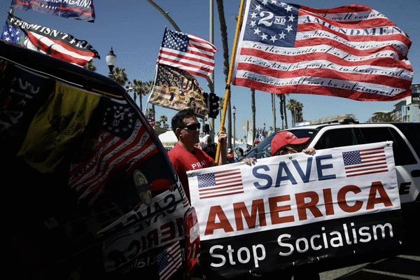 Trump supporters rally in Redlands area after his arraignment