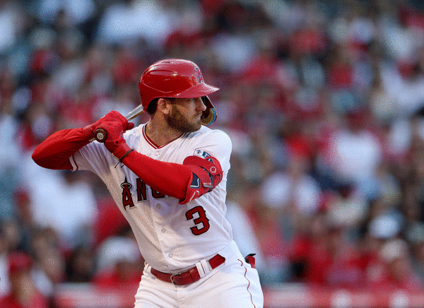 Angels' Taylor Ward carted off after being hit in face with pitch