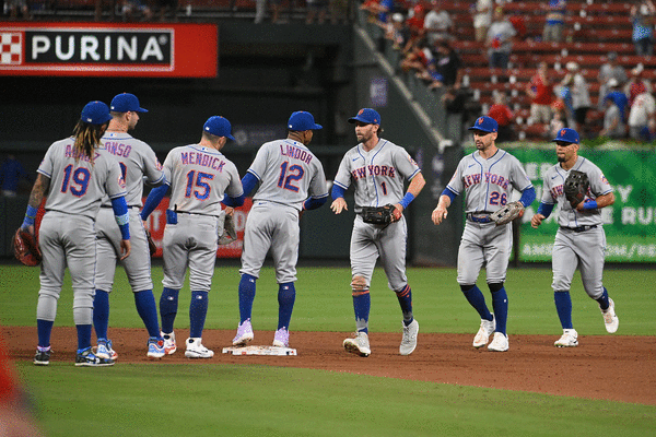 Cardinals: Pete Alonso throws Masyn Winn's first hit into the stands