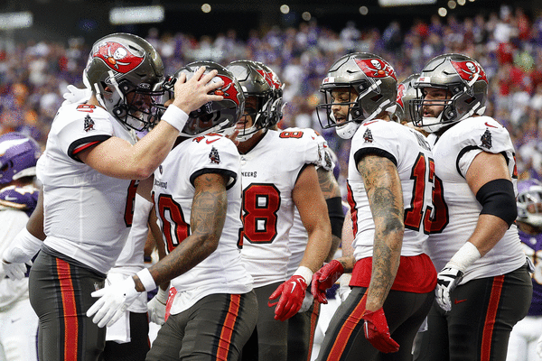 As it happened: Buccaneers defeat Vikings 20-17 in regular-season opener