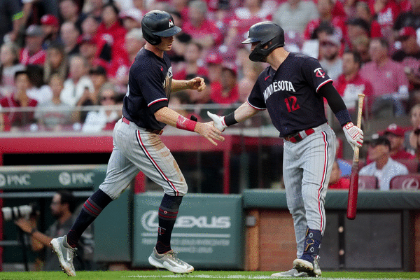 Twins' Carlos Correa (foot) out; Royce Lewis exits Tuesday's game