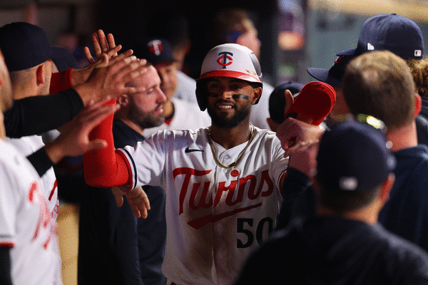 Twins clinch American League Central Division title with 8-6