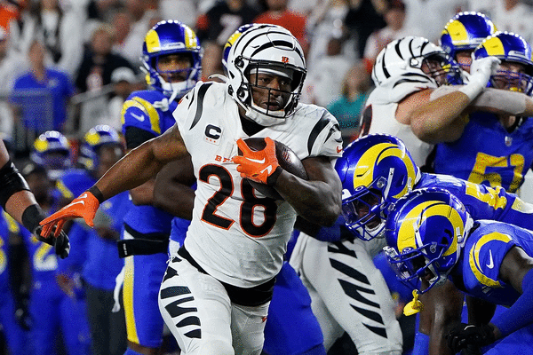 Close is no consolation this time as Rams' offense flails in 19-16 loss to  Bengals, Football
