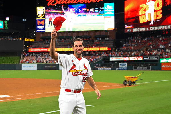 Wainwright wins No. 198, Goldschmidt homers as the Cardinals beat