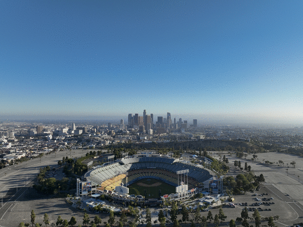 Dodgers will let fans watch pre-playoff workout at Dodger Stadium