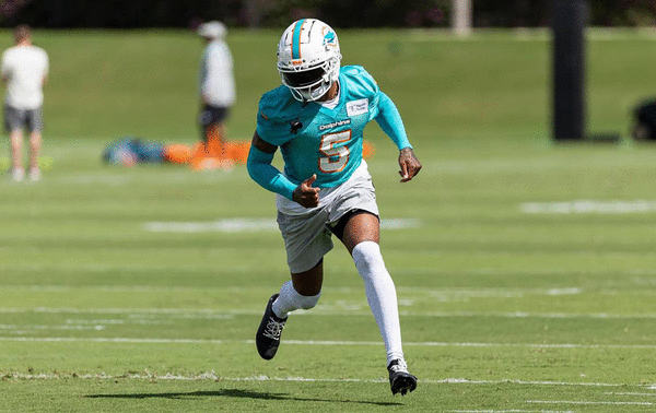 Dolphins CB Jalen Ramsey leaves practice early with apparent injury