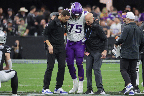 Vikings' Mattison, O'Neill out vs. Bengals with ankle sprains; Jefferson  questionable, plans to play