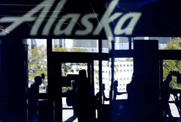 Passengers Sue Alaska Airlines, Boeing After 737 MAX 9 Fuselage Blowout ...