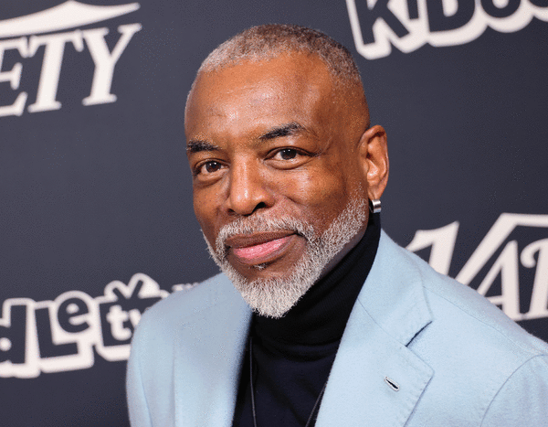 LeVar Burton discovers he s descended from Confederate soldier