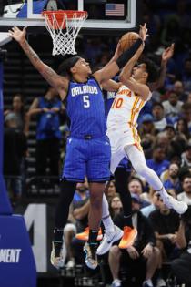 Stephen M. Dowell/Orlando Sentinel/TNS