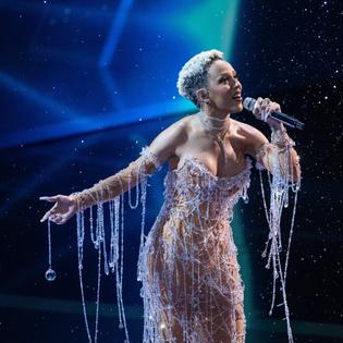Bang Showbiz / Doja Cat makes pop music U-turn for new album Vie.