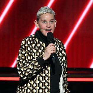 Bang Showbiz / Ellen DeGeneres has backed Rosie O'Donnell in her latest row with Donald Trump