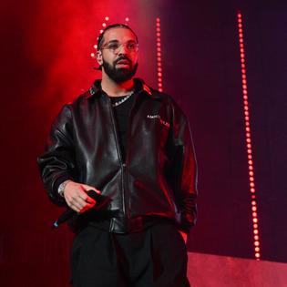 Bang Showbiz / Drake has overtaken Kendrick Lamar as Spotify's top rapper by monthly listeners