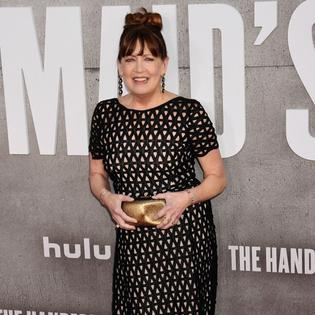Bang Showbiz / Ann Dowd will reprise the role of Aunt Lydia in The Testaments