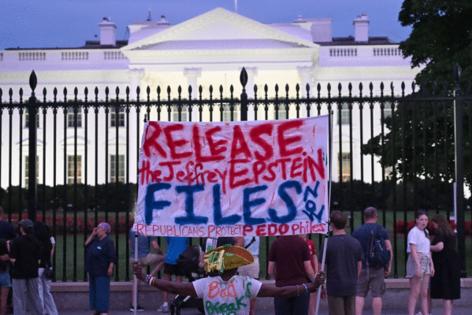 Alex Wroblewski/AFP/GETTY IMAGES NORTH AMERICA/TNS