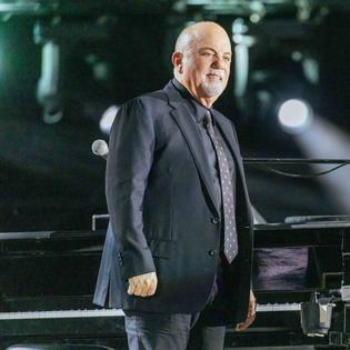 Bang Showbiz / Billy Joel insists he is 'okay'