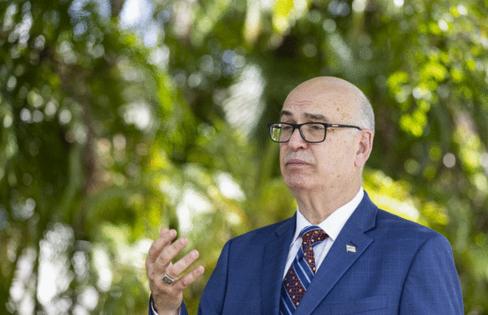 Matias J. Ocner/Miami Herald/TNS