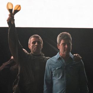 Bang Showbiz / Noel Gallagher has taken a pop at the royal family