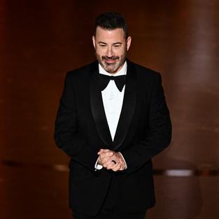 Bang Showbiz / Jimmy Kimmel has a challenge for Donald Trump