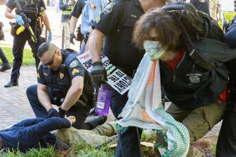 Arvin Temkar/The Atlanta Journal-Constitution/TNS