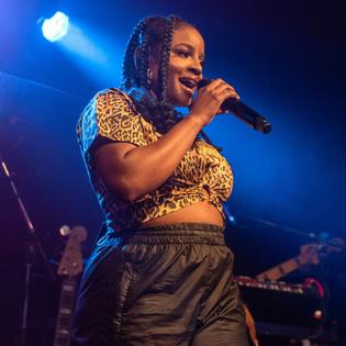 Bang Showbiz / Keisha Buchanan splits from secret boyfriend