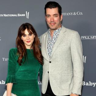 Bang Showbiz / Zooey Deschanel and Jonathan Scott have not planned their wedding