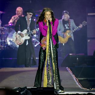 Bang Showbiz / Steven Tyler would find it difficult to tour with his vocal injury