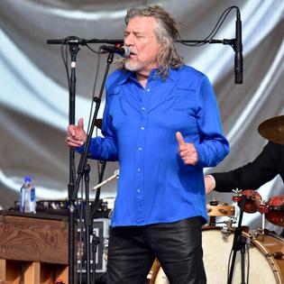 Bang Showbiz / Robert Plant could become an' Elvis impersonator'.