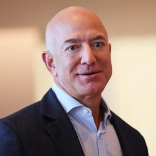 Bang Showbiz / Jeff Bezos' mom has died