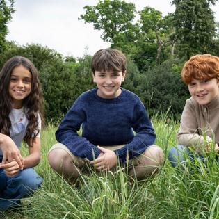 Bang Showbiz / Dominic McLaughlin, middle, loved becoming Harry Potter for the first time