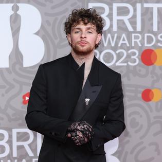 Bang Showbiz / Tom Grennan has become a dad