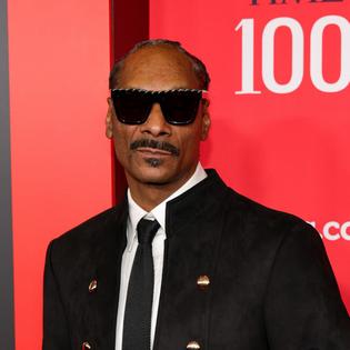 Bang Showbiz / Snoop Dogg is' scared' to take his grandchildren to the cinema after being caught off guard by a same-sex plot line.