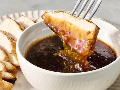 This honey garlic sauce makes everything it touches taste better. (Alex Lepe/TCA)