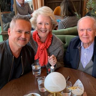 Bang Showbiz / Frank Price, the veteran Hollywood executive who oversaw some of the most acclaimed and commercially successful films of the late 20th century, has died aged 95