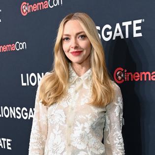 Bang Showbiz / Amanda Seyfried has opened up about singing on screen for her new movie.