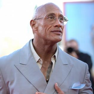 Bang Showbiz / Dwayne Johnson was visibly moved at Venice Film Festival.