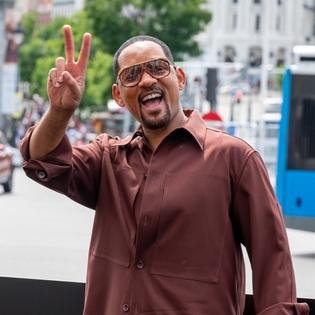 Bang Showbiz / Will Smith's new movie is moving forward