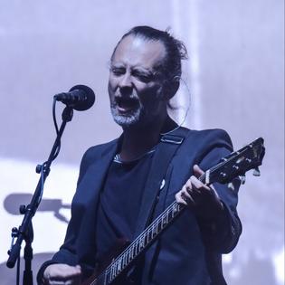 Bang Showbiz / Radiohead could be set to perform their unused James Bond theme Spectre in full.