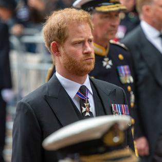 Bang Showbiz / Prince Harry has visited Queen Elizabeth's grave