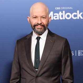 Bang Showbiz / Jon Cryer reveals aka Charlie Sheen reservations