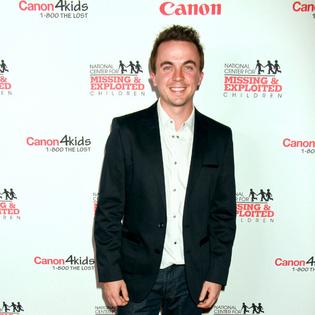 Bang Showbiz / Frankie Muniz wanted to meet his childhood crush Amanda Bynes instead of hosting Saturday Night Live