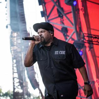 Bang Showbiz / Ice Cube shot War of the Worlds scenes without co-stars or director