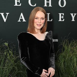 Bang Showbiz / Julianne Moore wants to work on her days off