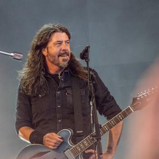 Bang Showbiz / Foo Fighters have officially sworn in new drummer IIan Rubin