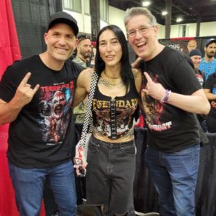 Bang Showbiz / Damien Leone, Rhea Ripley and David Howard Thornton at Silver Scream Con 4 / Credit: X