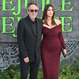 Bang Showbiz / Tim Burton and Monica Bellucci have announced their split