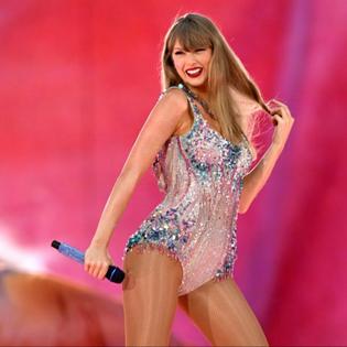Bang Showbiz / Taylor Swift's theatrical release party for Life of a Showgirl