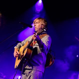 Bang Showbiz / A tragedy unfolded outside Phish's concert in Virginia at the weekend leaving one dead and two injured.