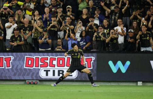 Kevork Djansezian/Getty Images North America/TNS